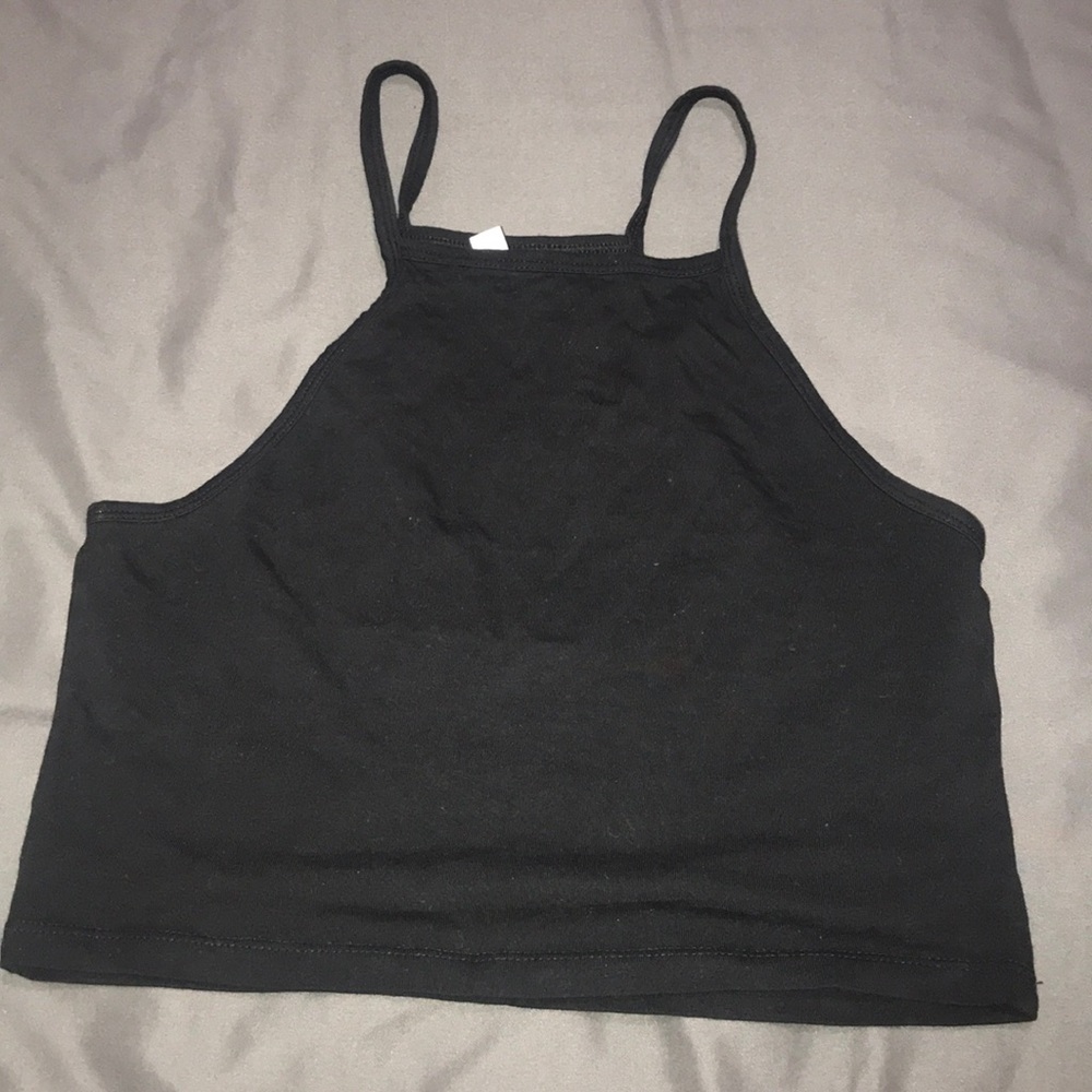 Black cropped tank top